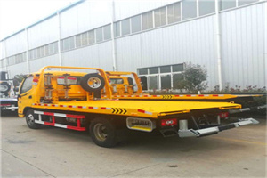 金寨附近拖车救援搭电